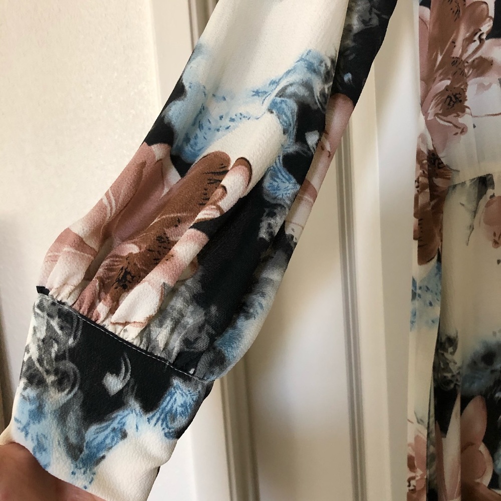 ✨WINDSOR MAXI DRESS✨ - Picture 6 of 7